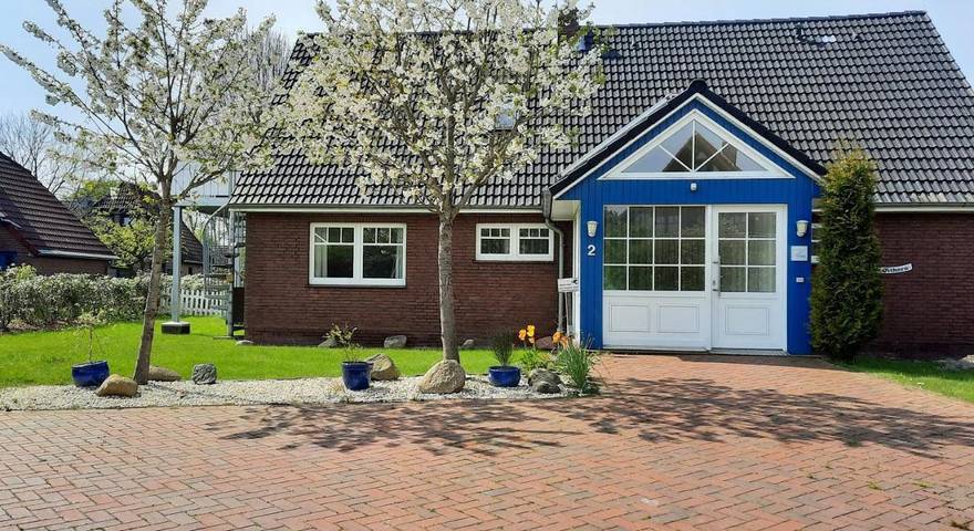Ferienwohnung für 5 Personen, mit Balkon und Terrasse sowie Garten