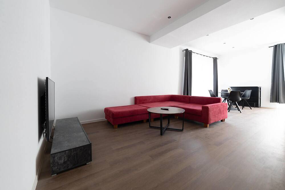 Ganze Wohnung, Nr. 1 Stylisches Premium Apartment | Tuttlingen Zentrum in Tuttlingen, Naturpark Obere Donau