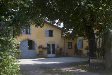 Gîte pour 8 personnes, avec piscine et jacuzzi ainsi que terrasse et jardin dans les Landes