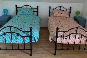 Location De Vacances pour 5 Personnes dans Saint-Priest-la-Marche, Saint-Amand-Montrond, Photo 2