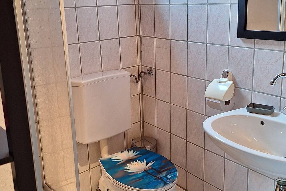 Ganze Wohnung, Apartement Ferienwohnung  Hummel in  Wiehl / Bielstein in Wiehl, Oberbergischer Kreis