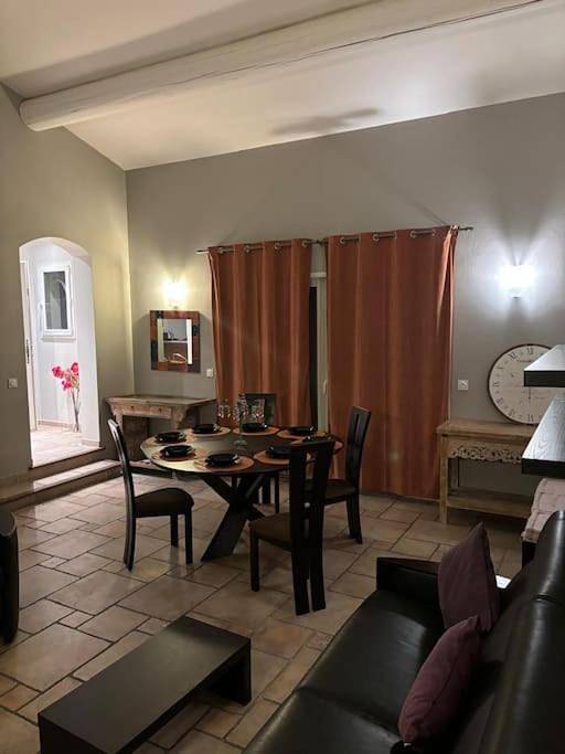 Bienvenue en provence in Orange, Vaucluse