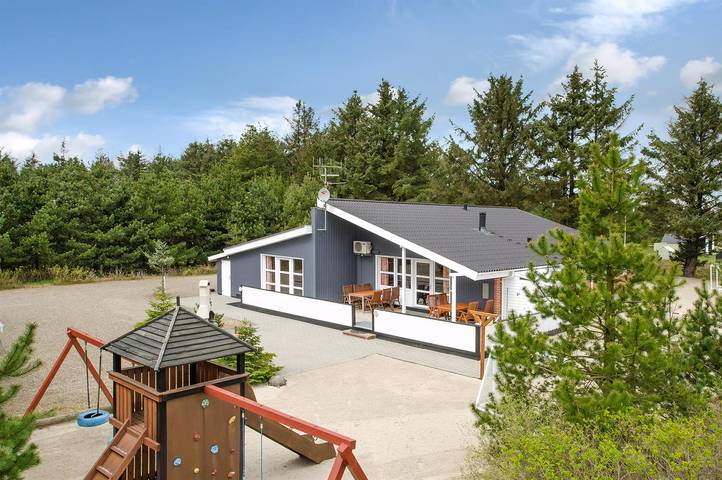 Ferienhaus für 10 Personen, mit Terrasse und Whirlpool sowie Sauna in Vejers Strand - 3