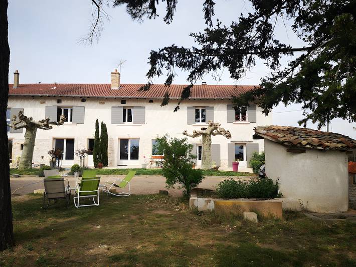 Maison de vacances pour 14 personnes, adapté aux familles dans Rhône - 2