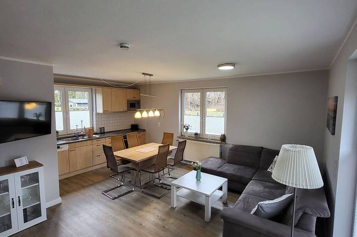 Ferienhaus für 6 Personen, mit Terrasse und Garten in Papenburg