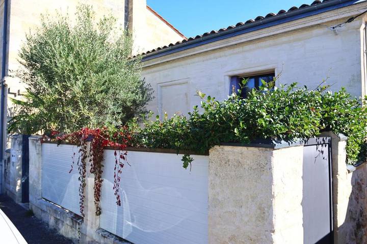 Location de vacances pour 4 personnes, avec jardin et terrasse à Lormont - 3