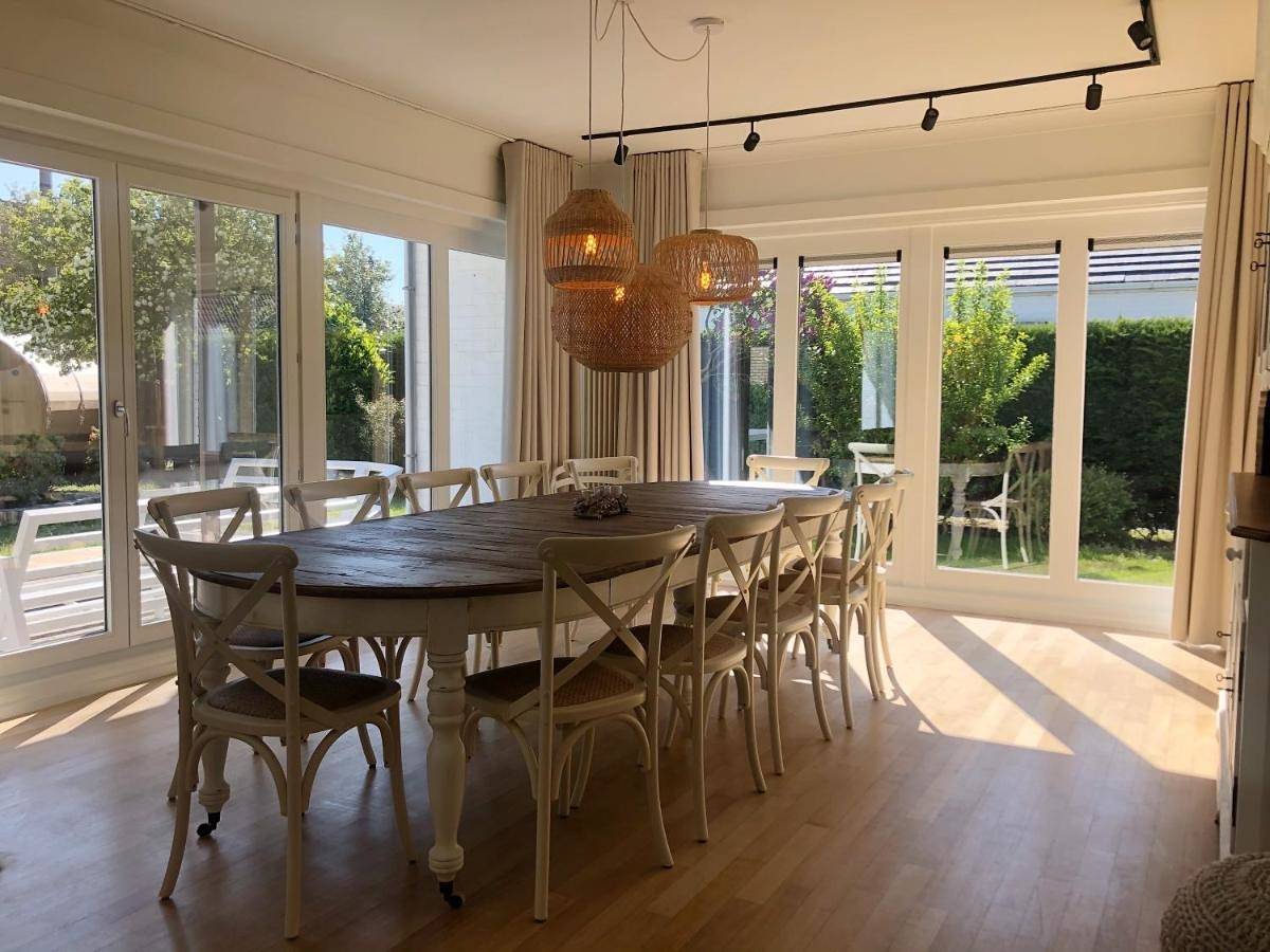 Five-Bedroom House in De Haan, Belgische Küste