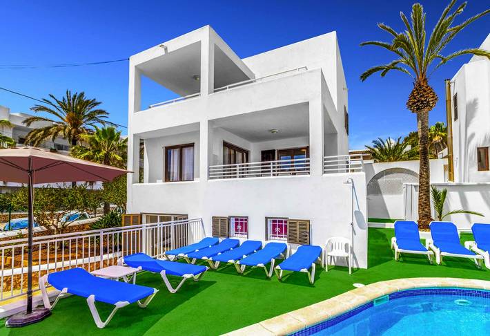 Villa für 10 Personen, mit Terrasse und Pool in Cala d'Or