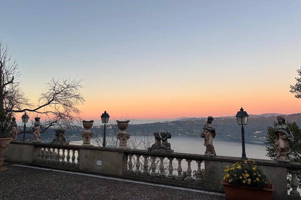Appartement entier, Pius Xi Garden & Lake View Apartment in Castel Gandolfo, Parco Regionale dei Castelli Romani