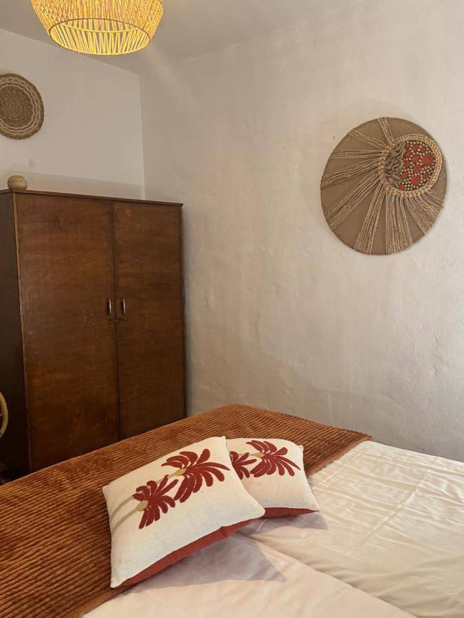 Chambre d’hôte pour 2 personnes, avec jardin et terrasse ainsi que piscine et vue à Arenas - 3