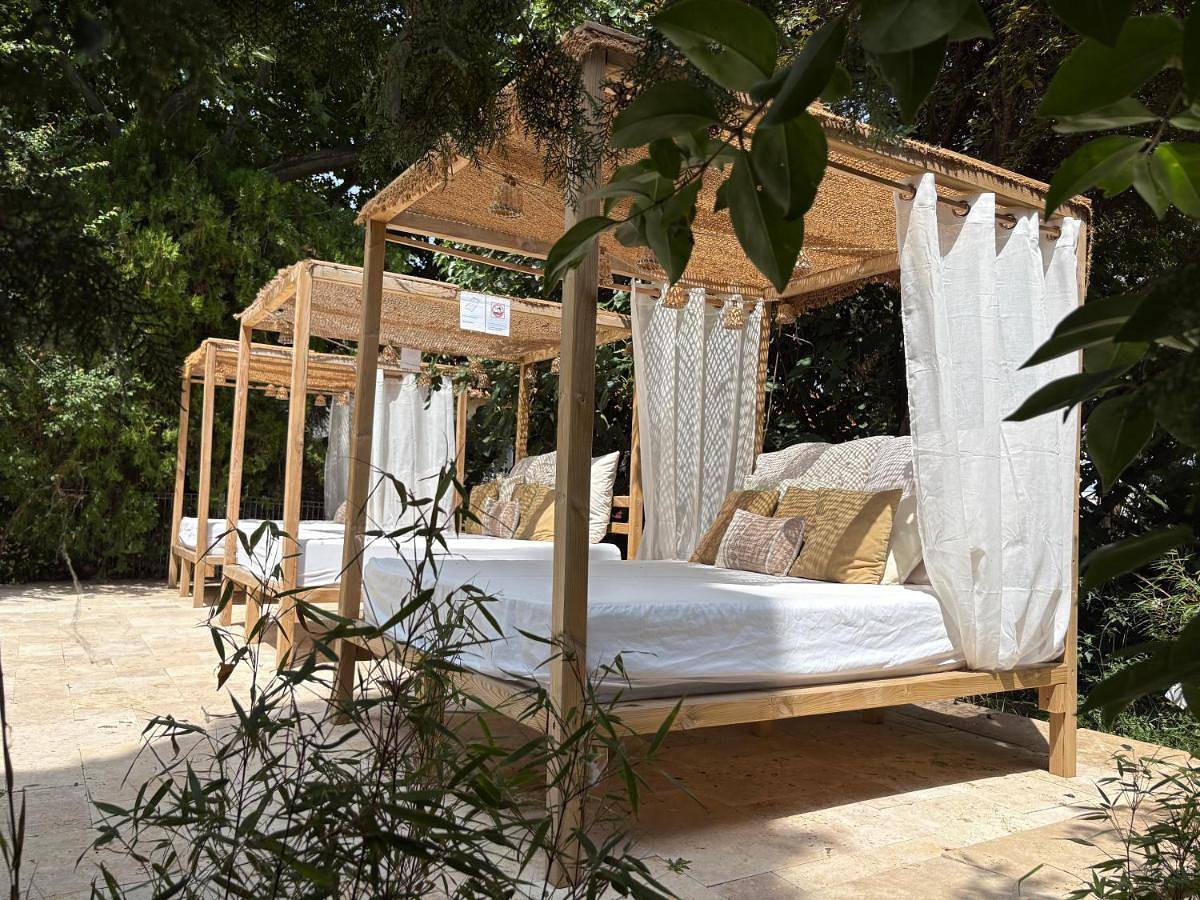 Studio with Terrace in Bédarrides, Vaucluse