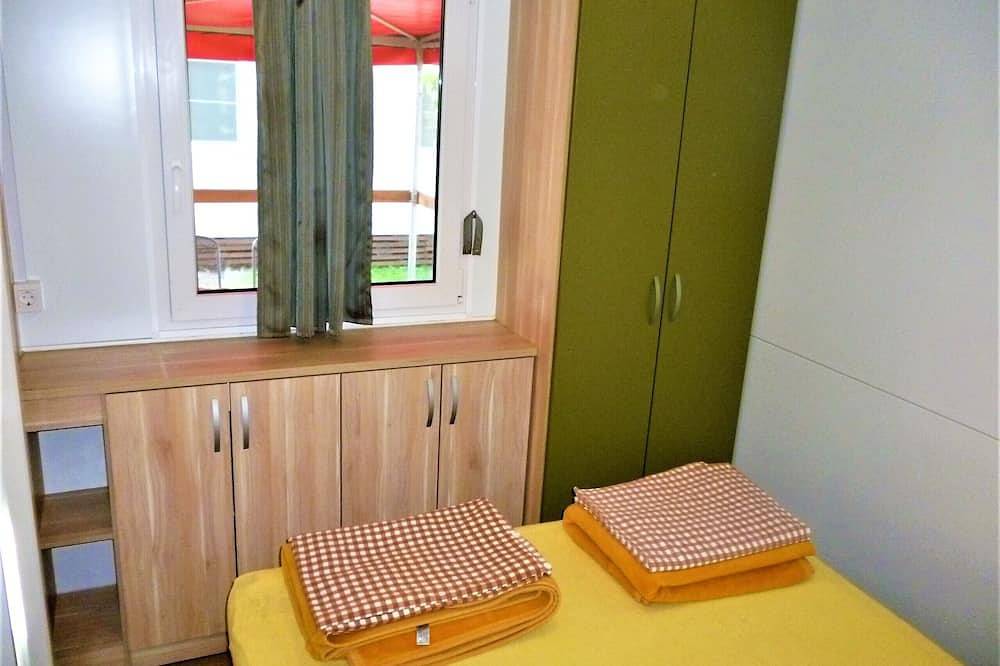 Mobile home  Pisak fuer bis zu 4 Personen in Starigrad, Zadar