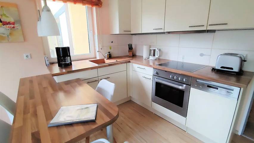 Ferienwohnung für 5 Personen, mit Garten und Terrasse in Daisendorf - 4