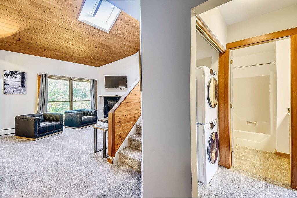 Ganze Wohnung, Trail Creek 70 is shuttle bus too mountain and ski back in Killington, Rutland County