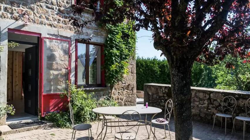 Gîte pour 7 personnes, avec piscine et jardin à Auroux (Lozère) - 3