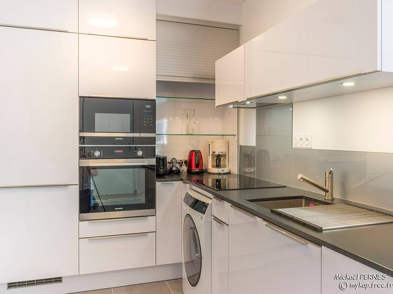 Appartement entier, Larmor-Plage : T2 en résidence de standing avec terrasse et parking, à deux pas de la plage et des commerces in Larmor-Plage, Côte des Mégalithes