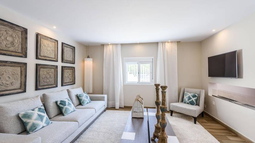Villa voor 8 personen, met Balkon/Terras en Zwembad in Alhaurín de la Torre