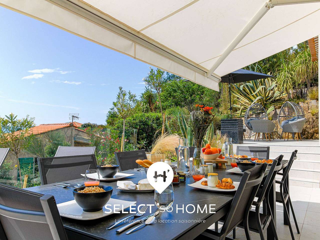 Villa de Luxe avec Piscines et Espace Détente à Aiguebelle pour 10 personnes in Plage d'Aiguebelle, Le Lavandou