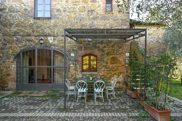 Agriturismo per 5 persone, con giardino a Siena