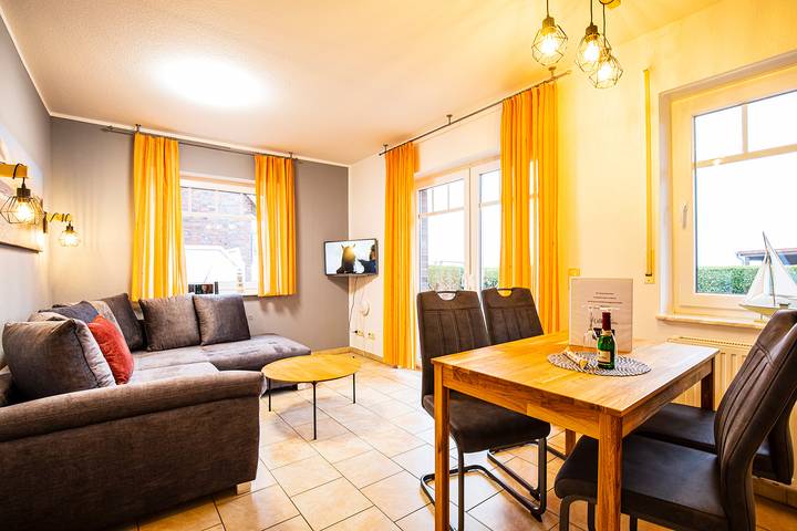 Ferienwohnung für 4 Personen, mit Garten und Ausblick, kinderfreundlich in Werdum - 3