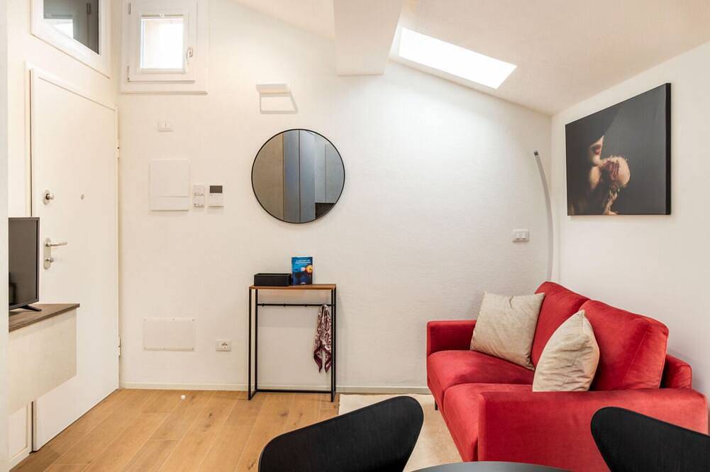 Guesthost - Comfy Studio in Modena Center in Modena, Provincia di Modena