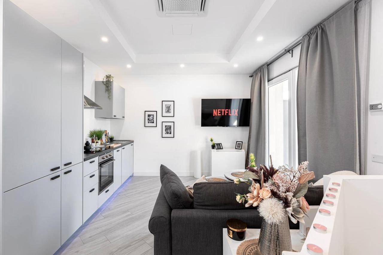 Appartamento intero, One-Bedroom Apartment in Velletri, Castelli Romani