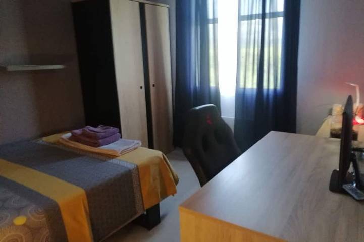 Location de vacances pour 8 personnes, avec jardin et terrasse dans Marches - 4