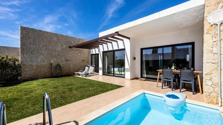 Casa de férias para 5 pessoas, com jardim e piscina em Sagres
