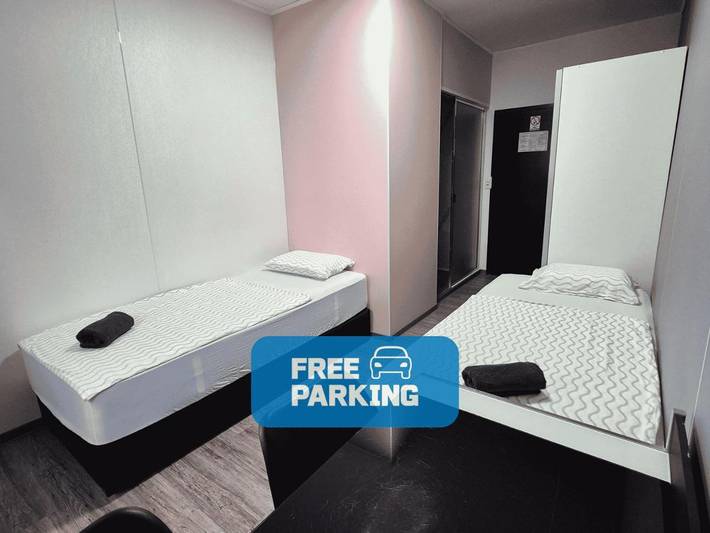 Hostel für 4 Personen, mit Garten - 1