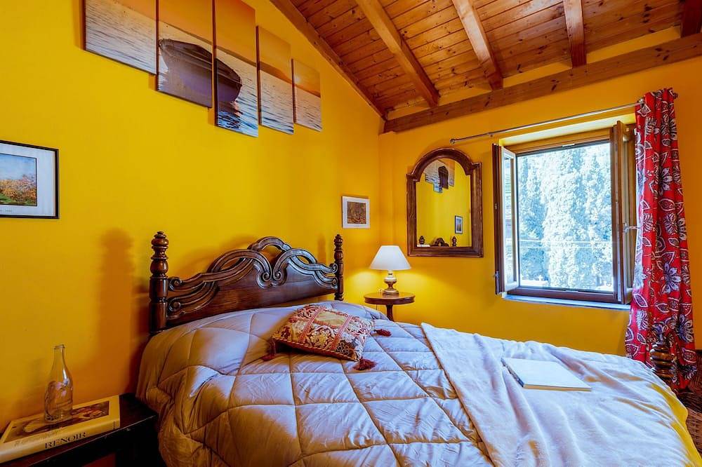 Appartement entier, \"Casa Monet\" avec jardin, piscine, Wifi, climatiseur in Bordighera, Riviera di Ponente