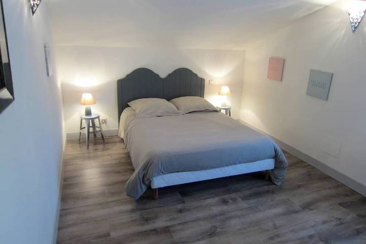 Location de vacances pour 12 personnes, avec jardin à Cabariot - 4