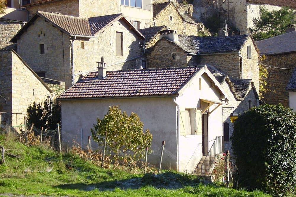 Appartement entier, Gite \"les nids d'hirondelles\" Gorges du Tarn dans village classé in Mostuéjouls, Parc naturel régional des Grands Causses