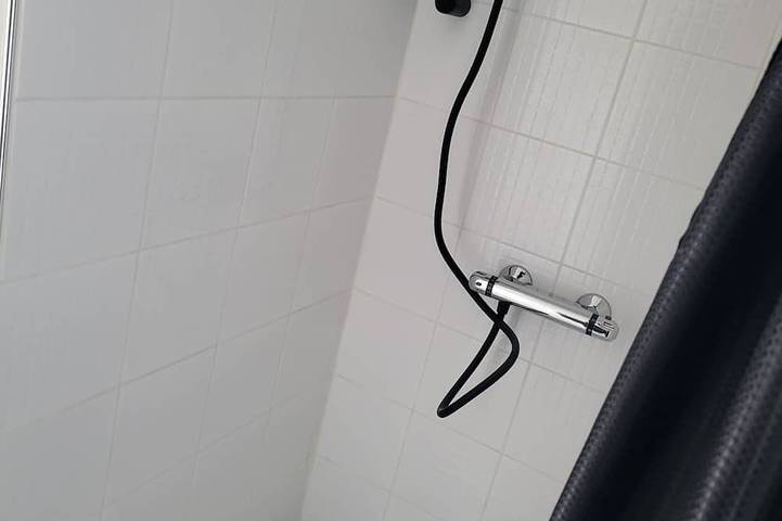 Ganze Wohnung, Cosy bubble with private terrace and parking area Bed linen and towels provided in Tarbes, Hautes-Pyrénées