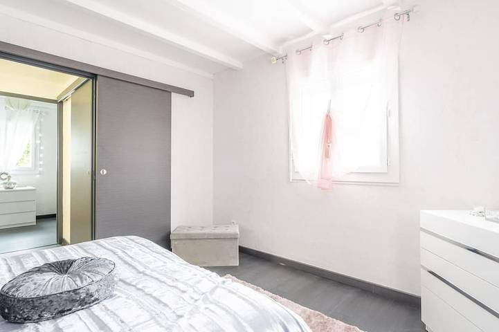 Geräumige Villa 200 m vom Fluss Orb entfernt in Cessenon-sur-Orb, Mittelmeerküste (Frankreich)