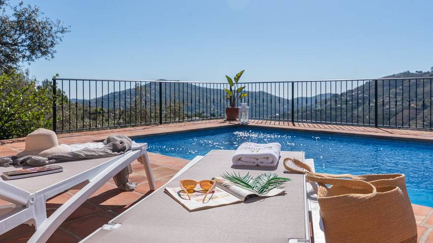 Finca für 6 Personen, mit Pool und Balkon/Terrasse in Cómpeta - 4