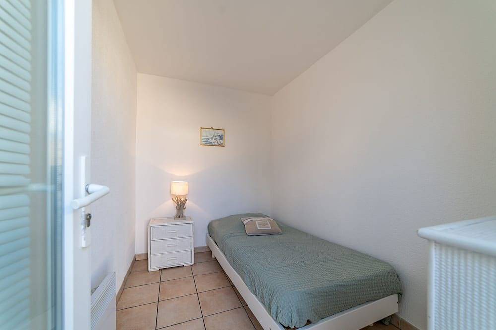 Appartement entier, Appartement 5 Pers, 20 M De La Mer, Cour Privee, Barbecue, 2 Chambres in Saintes-Maries-de-la-Mer, Côte méditerranéenne (France)