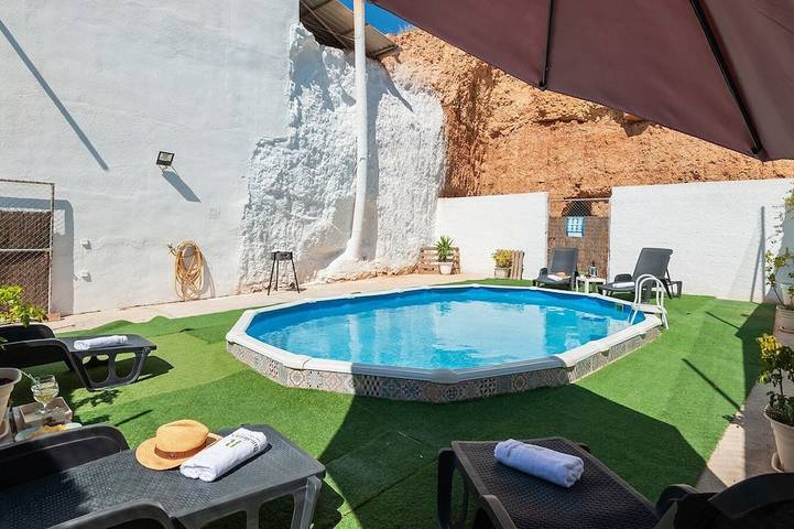 Villa für 10 Personen, mit Garten - 1