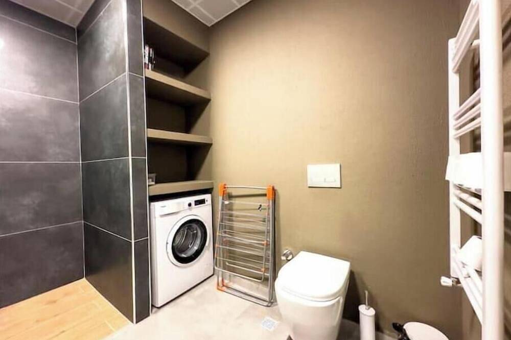 Entire apartment, 101- Garden, Jacuzzi, Spacious, Luxury House in Ankara, Central Anatolia region