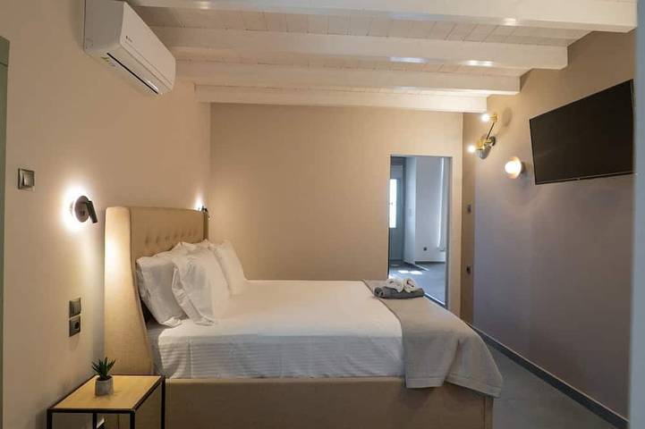 Seafront Karma Luxury - An Escape From Reality in Pelión