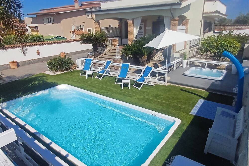 Tourist accommodation of the Sailor -Pool - Gymnasium - Sauna -Whirlpool in Anzio, Rome Province