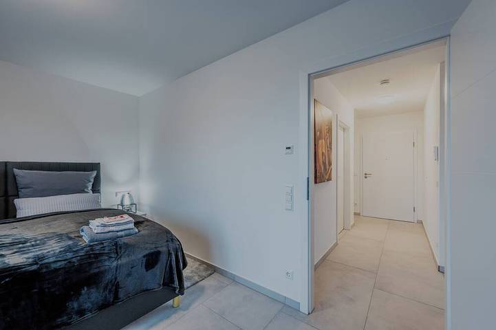 Ganze Wohnung, Wunderschöne 2-Zimmer-Wohnung Usm I Kamin & Balkon I Familie I Homeoffice in Böblingen, Landkreis Böblingen