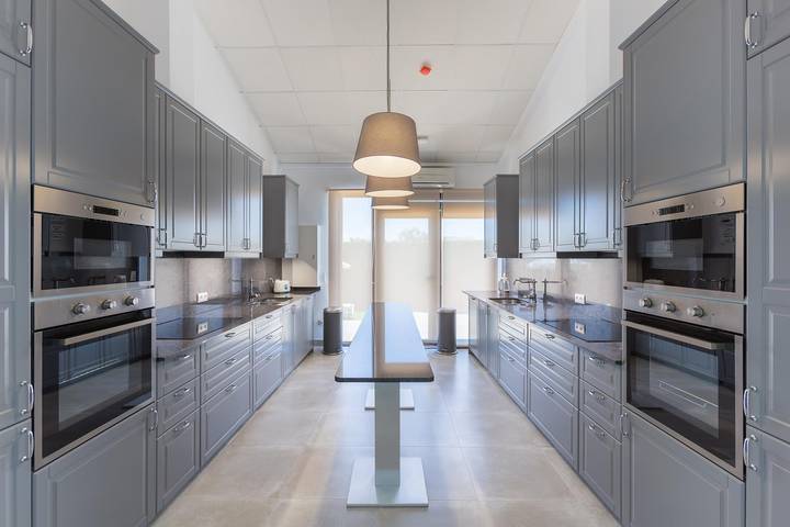 Chalet para 32 personas, con jardín y piscina en Comunidad Valenciana - 4