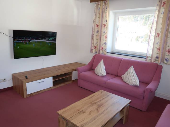 Ferienwohnung für 9 Personen, mit Garten und Terrasse in Nauders - 4