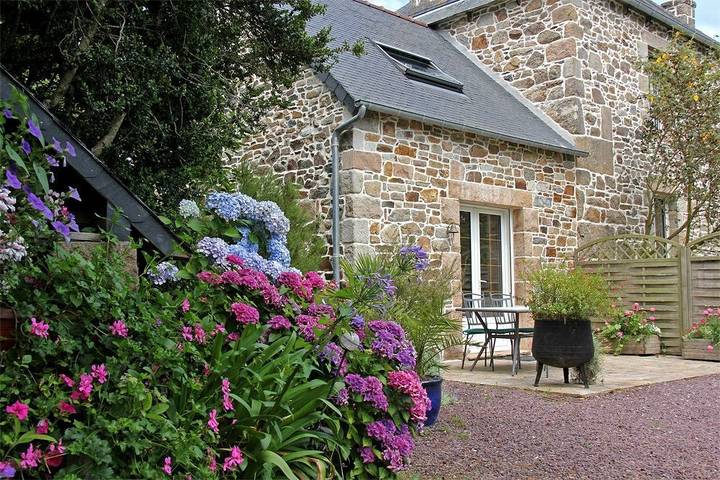 Gîte pour 2 personnes, avec Terrasse et Jardin