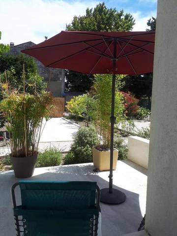 Gîte pour 4 personnes, avec vue et jardin à Rognonas