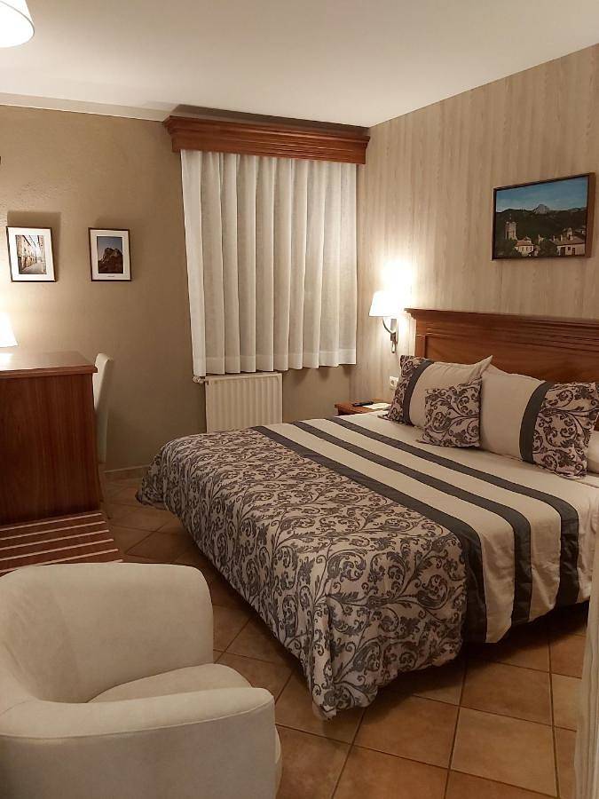 Hôtel pour 2 personnes, avec Terrasse et Jardin à Maçanet de Cabrenys - 2