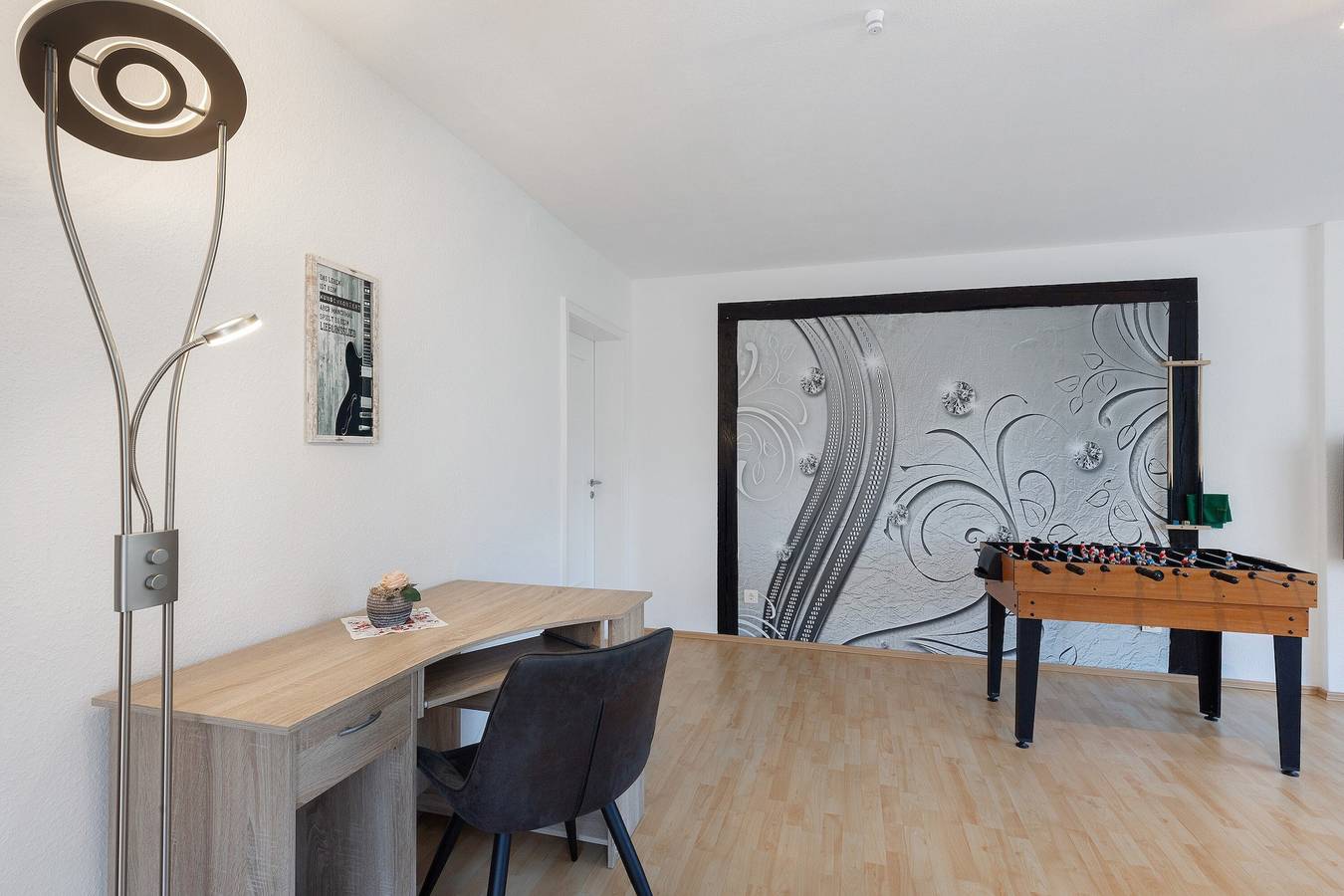 Appartement 'Ferienwohnung Direkt Am Wald 6 P' met Uitzicht op de Bergen, Balkon en Wi-Fi, foto 6