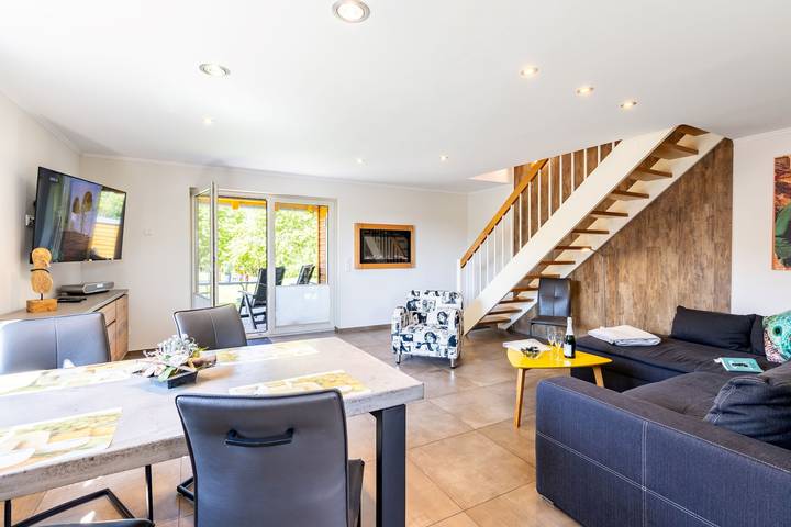 Ferienhaus für 6 Personen, mit Terrasse und Ausblick sowie Garten, mit Haustier in Sachsen-Anhalt