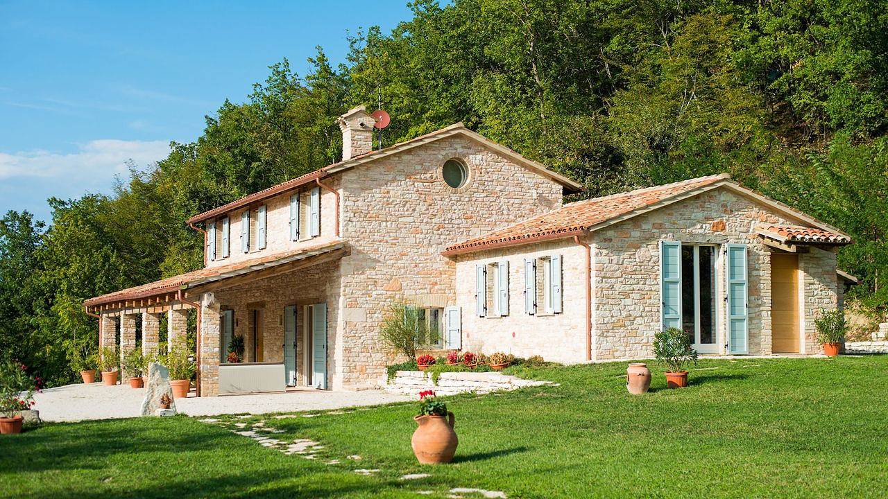 Agriturismo per 10 Persone in Acqualagna, Valle del Metauro