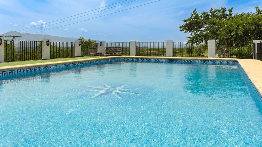 Chalet para 7 personas, con piscina y jardín en Vall D'albaida - 2